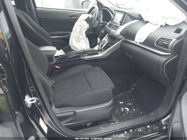 2018 MITSUBISHI ECLIPSE CROSS JA4AT3AA9JZ069636 Photo 4