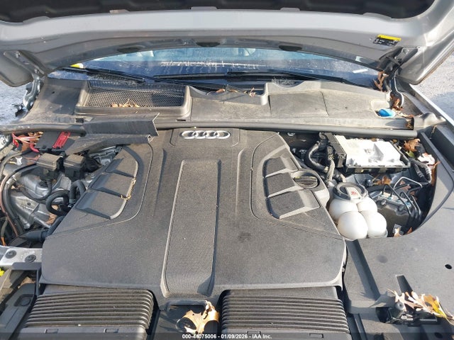 2019 AUDI Q7 WA1LAAF70KD023272 Photo 9
