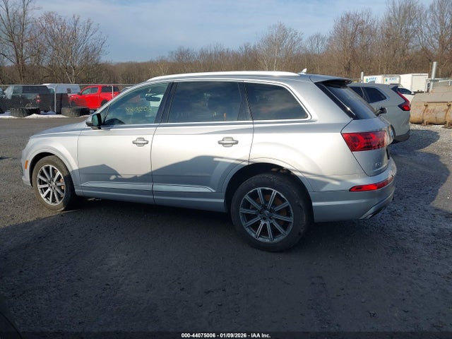 44075006 :رقم المزاد ، WA1LAAF70KD023272 vin ، 2019 Audi Q7 55 Premium/55 Se Premium مزاد بيع