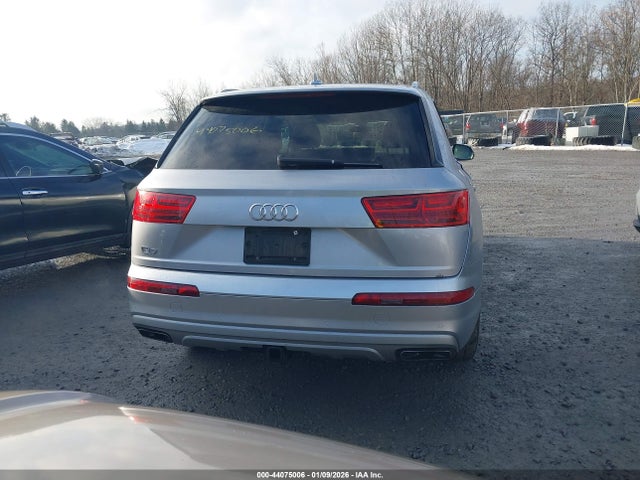 44075006 :رقم المزاد ، WA1LAAF70KD023272 vin ، 2019 Audi Q7 55 Premium/55 Se Premium مزاد بيع
