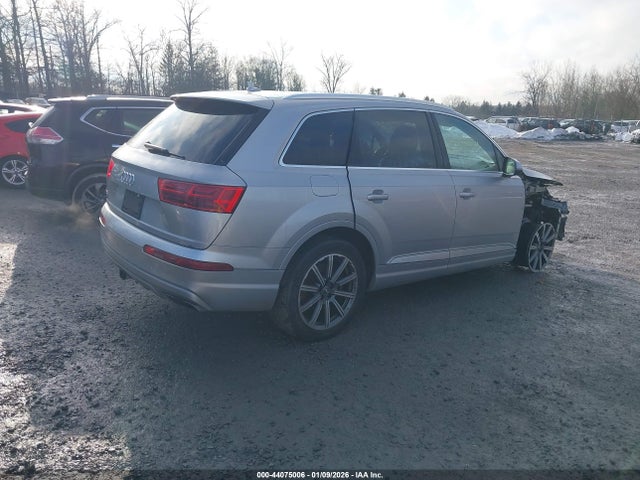2019 AUDI Q7 WA1LAAF70KD023272 Photo 3