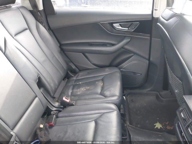 2019 AUDI Q7 WA1LAAF70KD023272 Photo 7