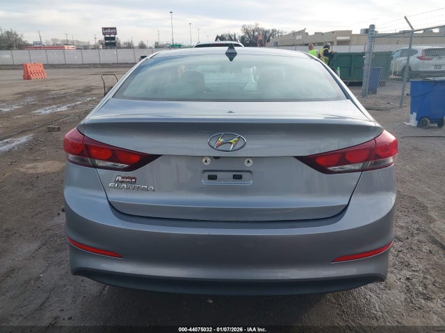 5NPD84LF4HH025595 Hyundai ELANTRA SE