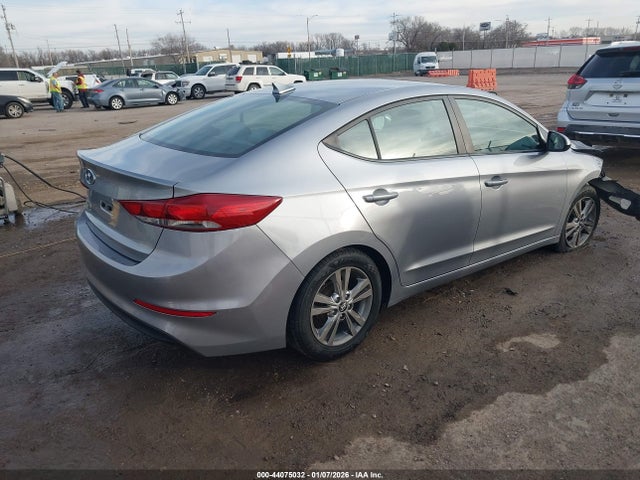2017 HYUNDAI ELANTRA 5NPD84LF4HH025595 Photo 3