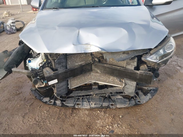 2017 HYUNDAI ELANTRA 5NPD84LF4HH025595 Photo 5