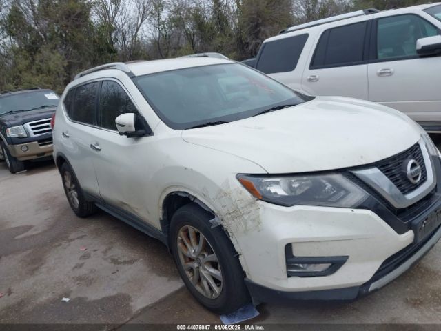 2017 NISSAN ROGUE KNMAT2MT6HP555453