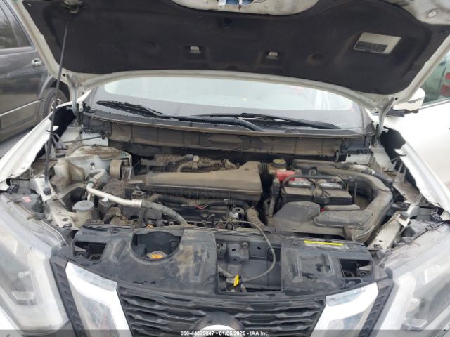 2017 NISSAN ROGUE KNMAT2MT6HP555453 Photo 9