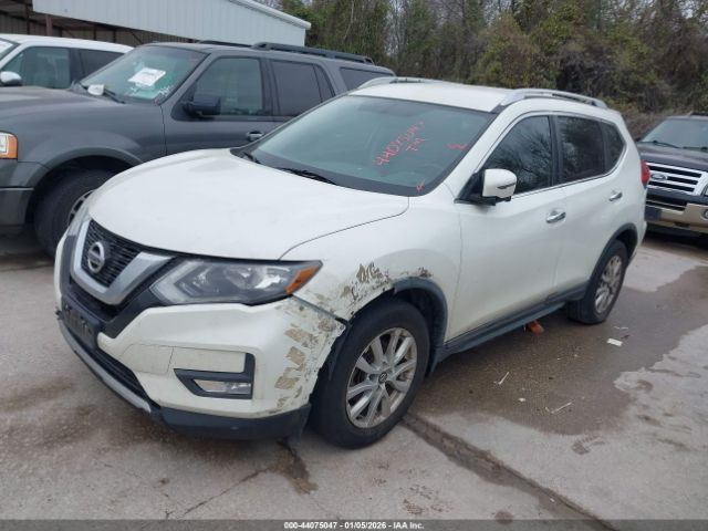 2017 NISSAN ROGUE KNMAT2MT6HP555453 Photo 1