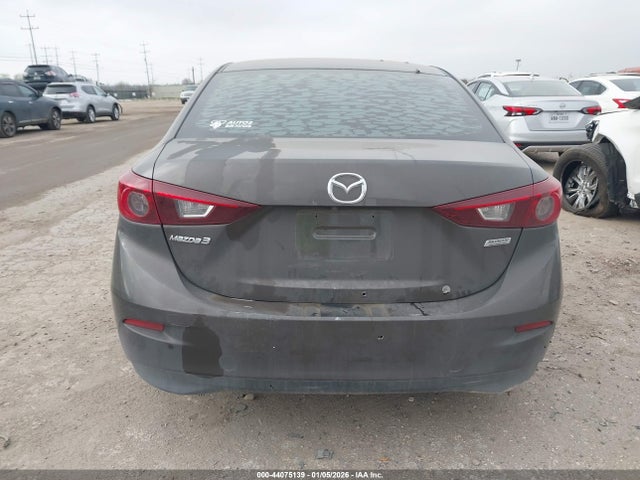 44075139 :رقم المزاد ، 3MZBN1U7XHM110681 vin ، 2017 Mazda Mazda3 Sport مزاد بيع
