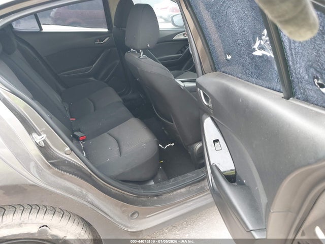 44075139 :رقم المزاد ، 3MZBN1U7XHM110681 vin ، 2017 Mazda Mazda3 Sport مزاد بيع