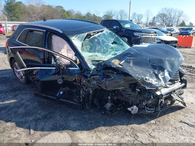 2021 AUDI Q3 WA1AUCF35M1153060 Photo 0