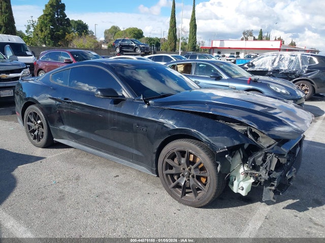 Ford Mustang Gt Premium Fastback 2020 1FA6P8CF5L5112407 zdjęcie główne
