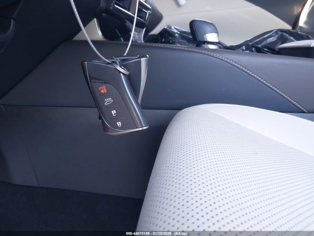 44075199 :رقم المزاد ، JTJCHMAA4P2009977 vin ، 2023 Lexus Rx 350 Premium مزاد بيع