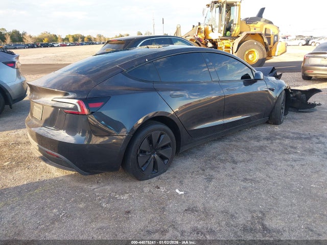 2025 TESLA MODEL 3 5YJ3E1EA1SF013401 Photo 3
