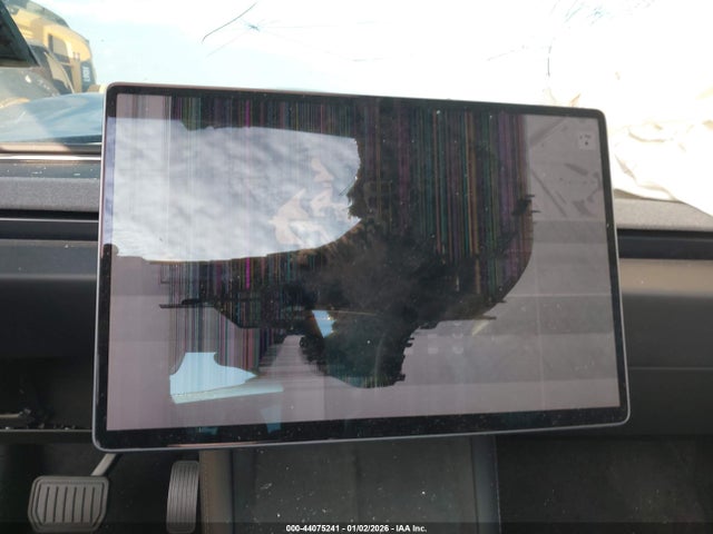 2025 TESLA MODEL 3 5YJ3E1EA1SF013401 Photo 6