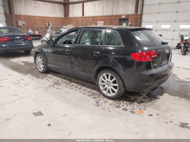2012 AUDI A3 WAUMFAFM3CA102078 Photo 2
