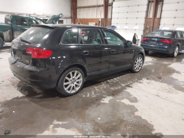 2012 AUDI A3 WAUMFAFM3CA102078 Photo 3