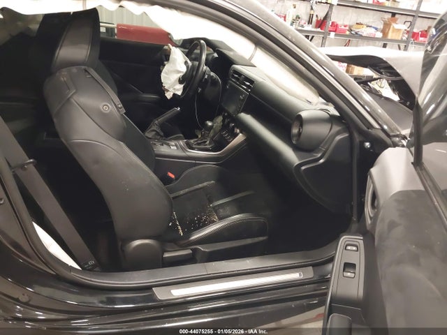 2022 TOYOTA GR86 JF1ZNBF12N8752186 Photo 4