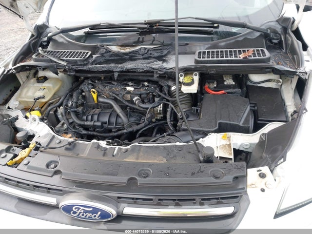 1FMCU9GX0GUA76616 Ford ESCAPE SE