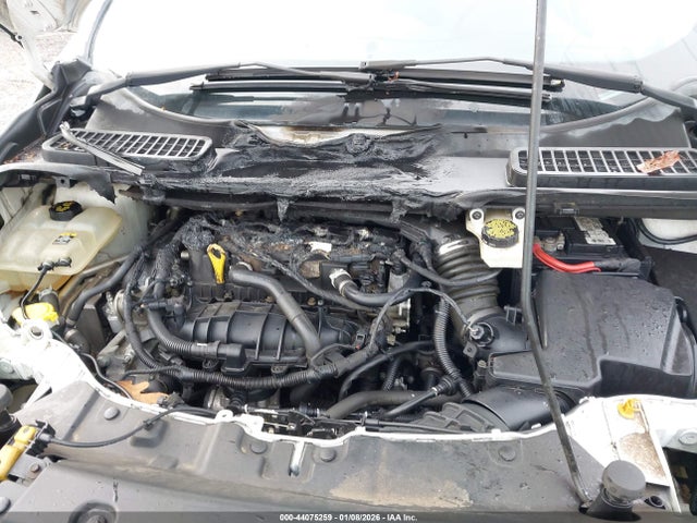 1FMCU9GX0GUA76616 Ford ESCAPE SE