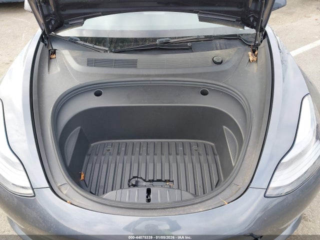 2023 TESLA MODEL 3 5YJ3E1EA7PF658643 Photo 9