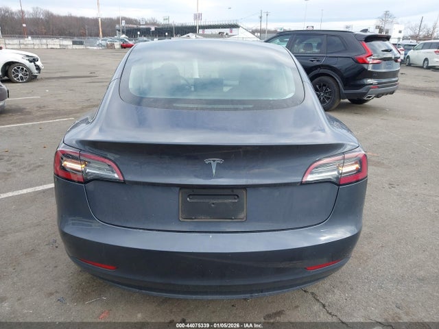 Tesla Model 3 Rear-wheel Drive 2023 5YJ3E1EA7PF658643 Image 16