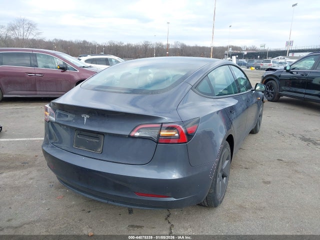 2023 TESLA MODEL 3 5YJ3E1EA7PF658643 Photo 3