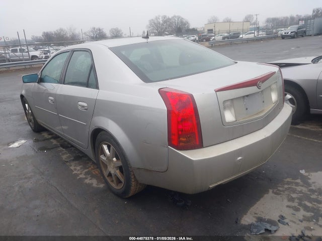 2005 CADILLAC CTS 1G6DP567250141838 Photo 2