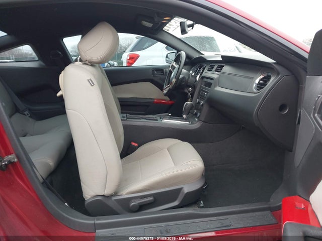 1ZVBP8AM4E5280081 Ford Mustang V6