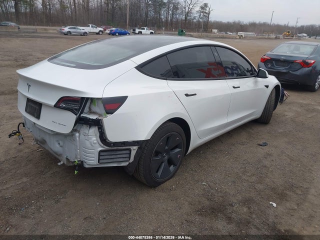 2021 TESLA MODEL 3 5YJ3E1EB4MF858240 Photo 3