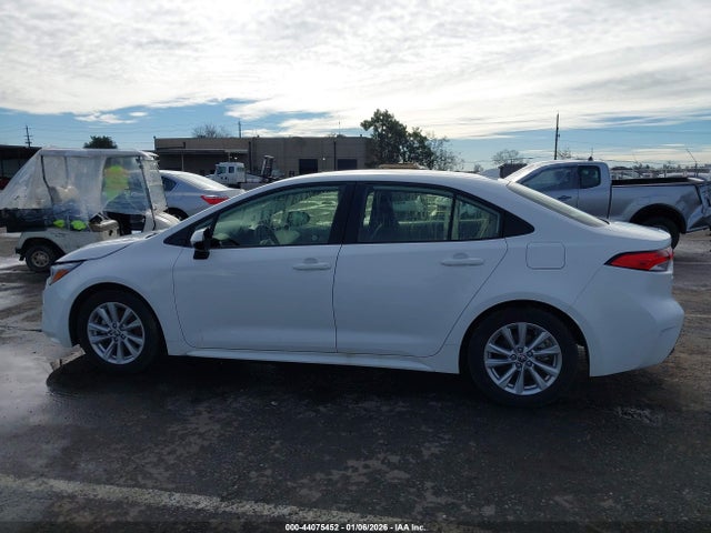 Toyota Corolla Hybrid Le 2025 JTDBCMFE3SJ041293 Image 13