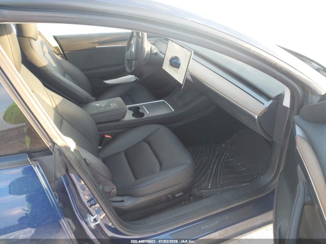 2023 TESLA MODEL 3 5YJ3E1EA7PF564567 Photo 4