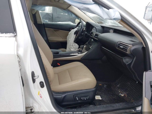 2017 LEXUS IS 300 JTHCM1D24H5016900 Photo 4