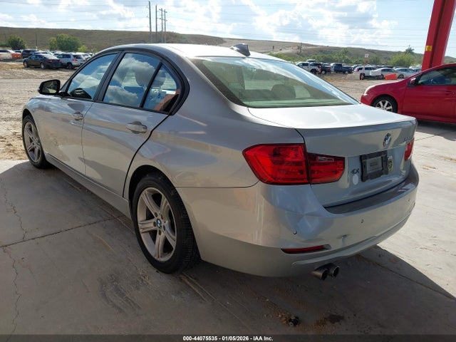 2015 BMW 328I WBA3A5C5XFF610845 Photo 2
