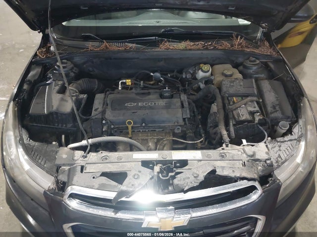 1G1PA5SH9F7151066 Chevrolet Cruze Ls Auto