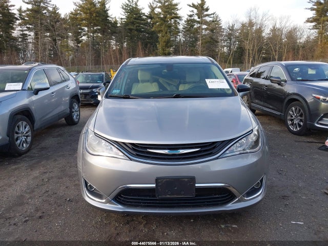 2C4RC1H77JR194782 Chrysler Pacifica Hybrid Touring Plus