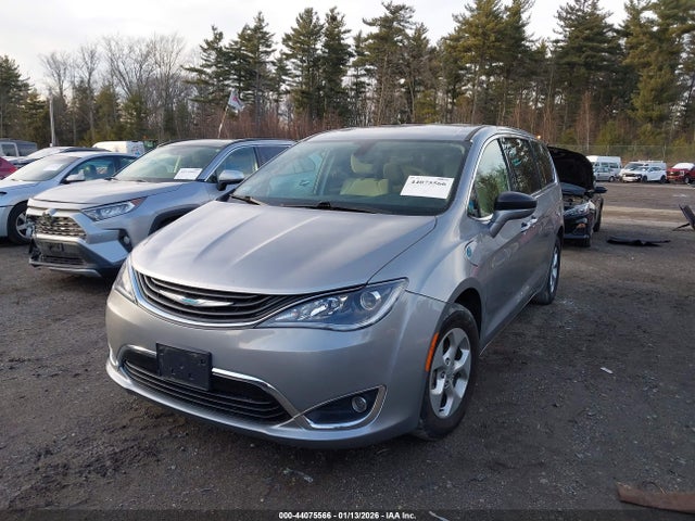 2C4RC1H77JR194782 Chrysler Pacifica Hybrid Touring Plus