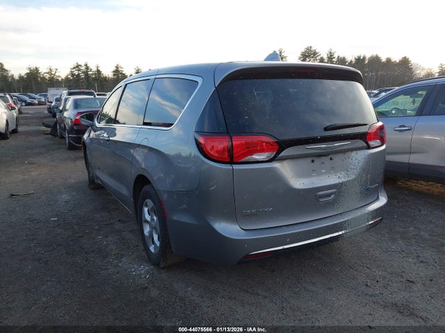 2C4RC1H77JR194782 Chrysler Pacifica Hybrid Touring Plus