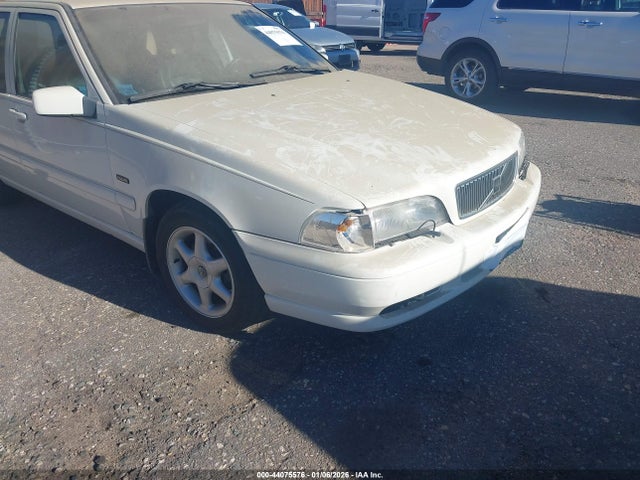 Продажа на аукционе авто 1998 Volvo S70 Gtas/gtms, vin: YV1LS5579W1483253, номер лота: 44075576
