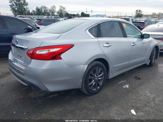 1N4AL3AP0HN305270 Nissan Altima 2.5 S