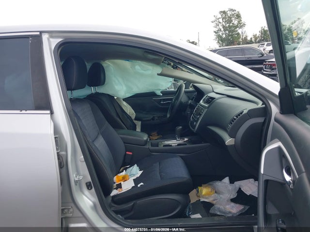1N4AL3AP0HN305270 Nissan Altima 2.5 S