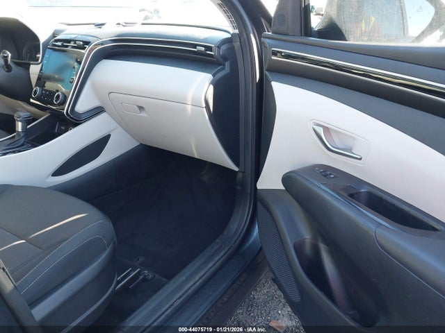 2022 Hyundai Tucson Sel მანქანა იყიდება აუქციონზე, vin: 5NMJB3AE6NH121522, აუქციონის ნომერი: 44075719