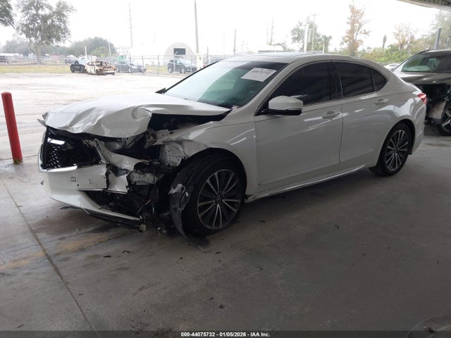 2018 ACURA TLX 19UUB2F78JA005858 Photo 1