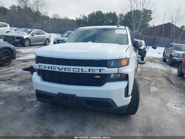 3GCPYBEH2LG250311 Chevrolet Silverado 1500 4wd Short Bed Custom