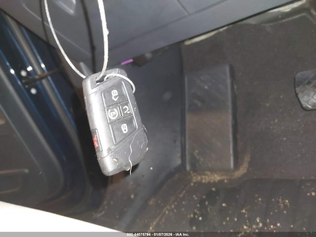 Продаж на аукціоні авто 2023 Volkswagen Atlas Cross Sport 3.6l V6 Se W/technology, vin: 1V2HE2CA7PC222675, номер лоту: 44075794