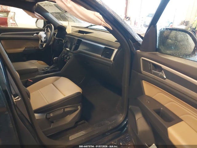 Продаж на аукціоні авто 2023 Volkswagen Atlas Cross Sport 3.6l V6 Se W/technology, vin: 1V2HE2CA7PC222675, номер лоту: 44075794