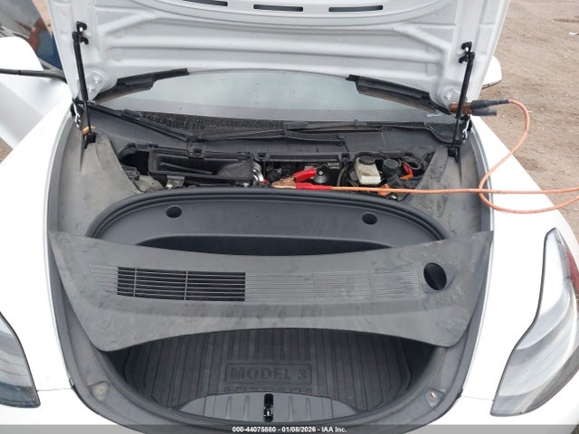 2023 TESLA MODEL 3 5YJ3E1EC5PF637615 Photo 9