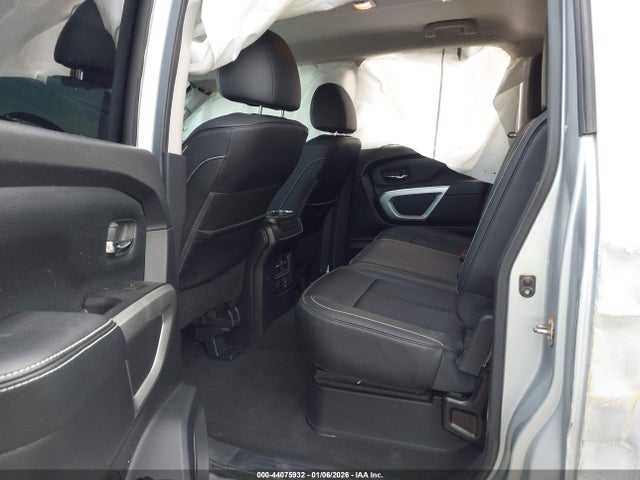 2019 NISSAN TITAN XD 1N6BA1F40KN511684 Photo 7
