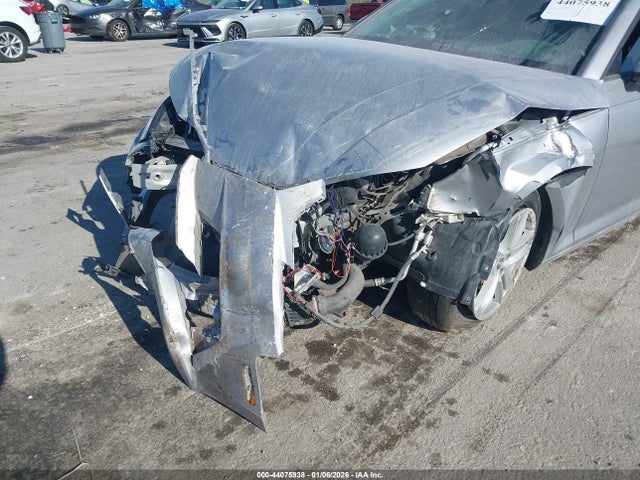 Aukcja sprzedaży 2017 Audi A4 2.0t Premium, vin: WAUANAF40HN031086, numer aukcji: 44075938