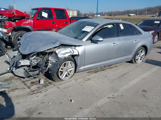 2017 AUDI A4 WAUANAF40HN031086 Photo 1